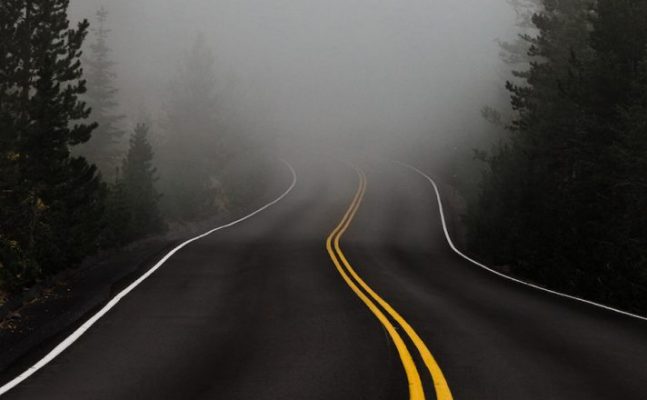 How to Drive in Fog - Safe Driving Tips