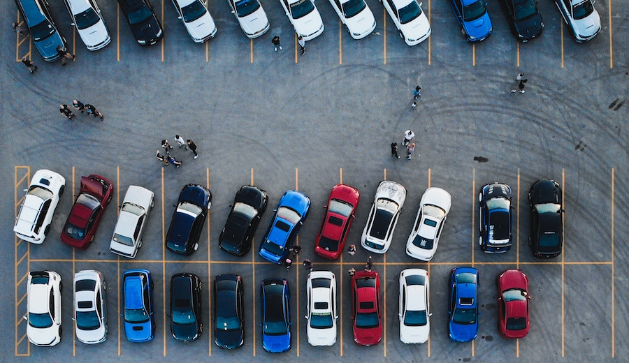 Reversing into a car park safer, more efficient for driver and